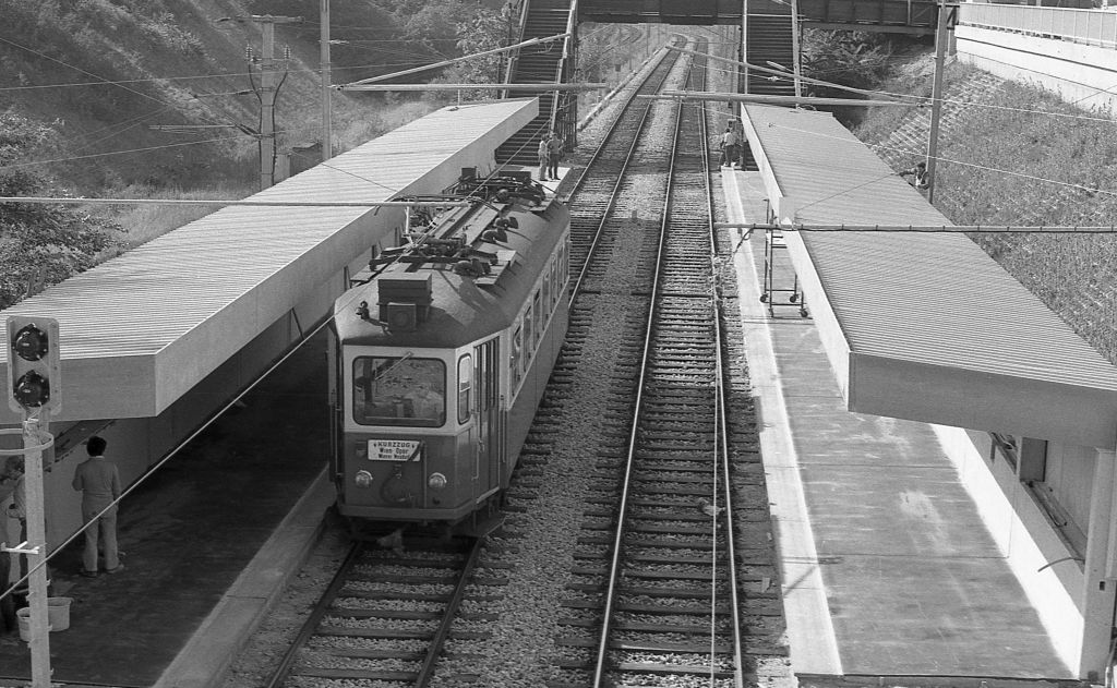 Badnerbahn solo alt Wienerbergbr Kleiner